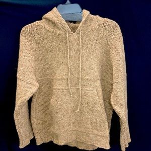 KILKENNY sz M 100% wool Irish pull on sweater w/kangaroo pocket drawstring, hood